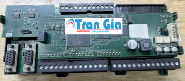 Các thiết bị PLC đang trong quá trình sửa tại TRAN GIA