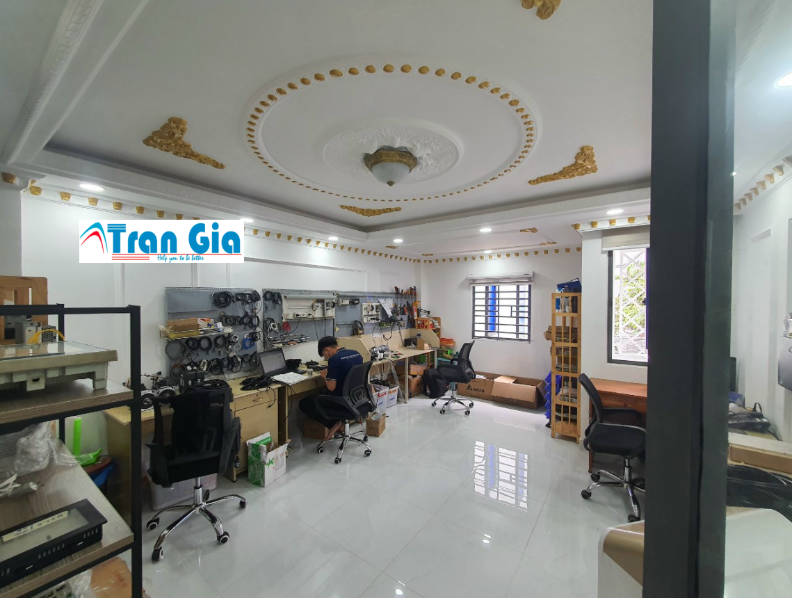 Hình ảnh khu vực làm việc của nhân viên kỹ thuật công ty Trần Gia, Quận Bình Tân
