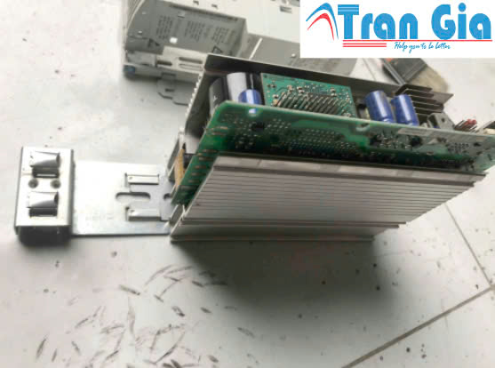 Sửa biến tần Lenze