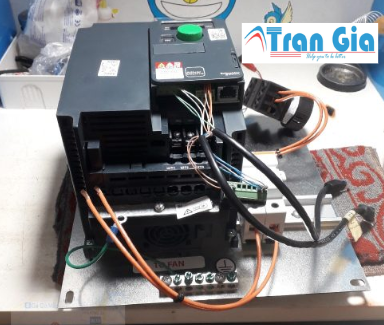 Sửa chữa biến tần Schneider AVT320 báo lỗi