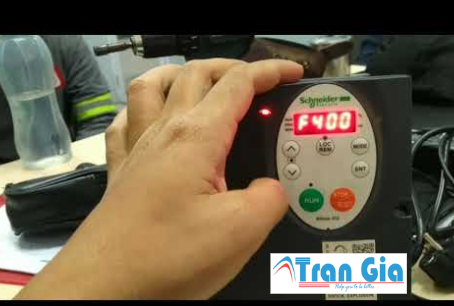 Sửa chữa biến tần Schneider ATV212 chuyên tải nặng báo lỗi