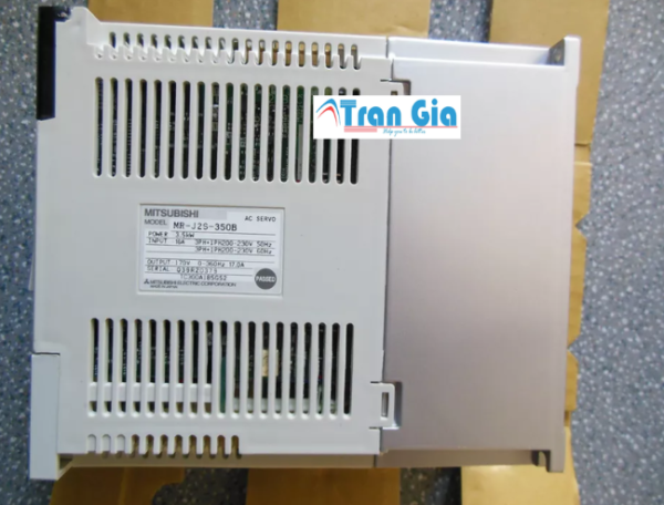 Servo Driver Mitsubishi MR-J2S-350B 3.5kW 200VAC Servo Driver Mitsubishi MR-J2S-350B 3.5kW 200VAC