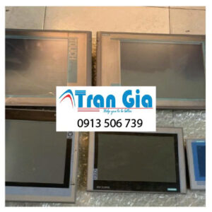 Dưới đây là một số hình ảnh màn hình HMI đang trong quá trình sửa chữa tại TRAN GIA